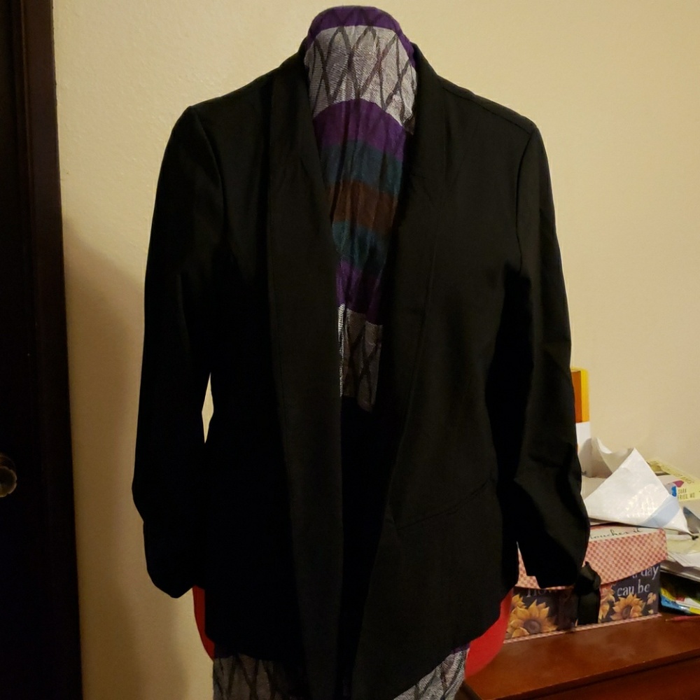 Torrid Black Rouched sleeve jacket NWOT